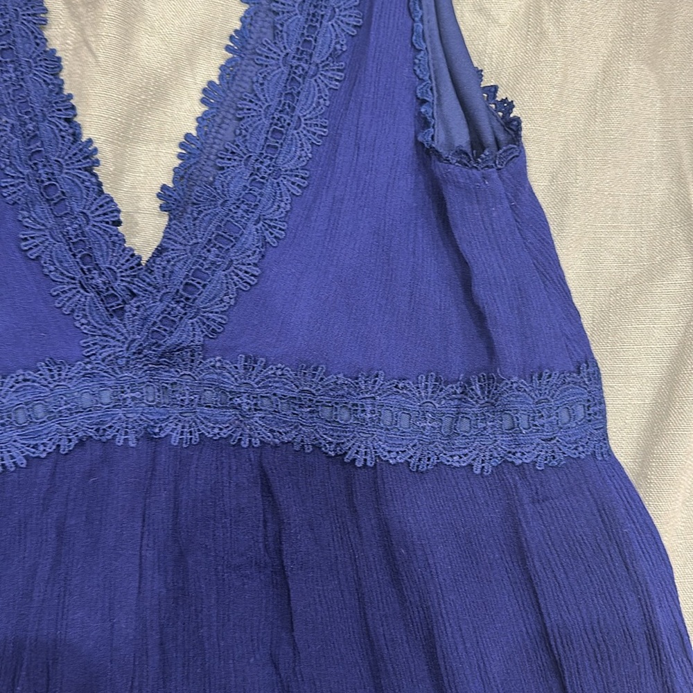3/$20 blue floral dress - Picture 2 of 2